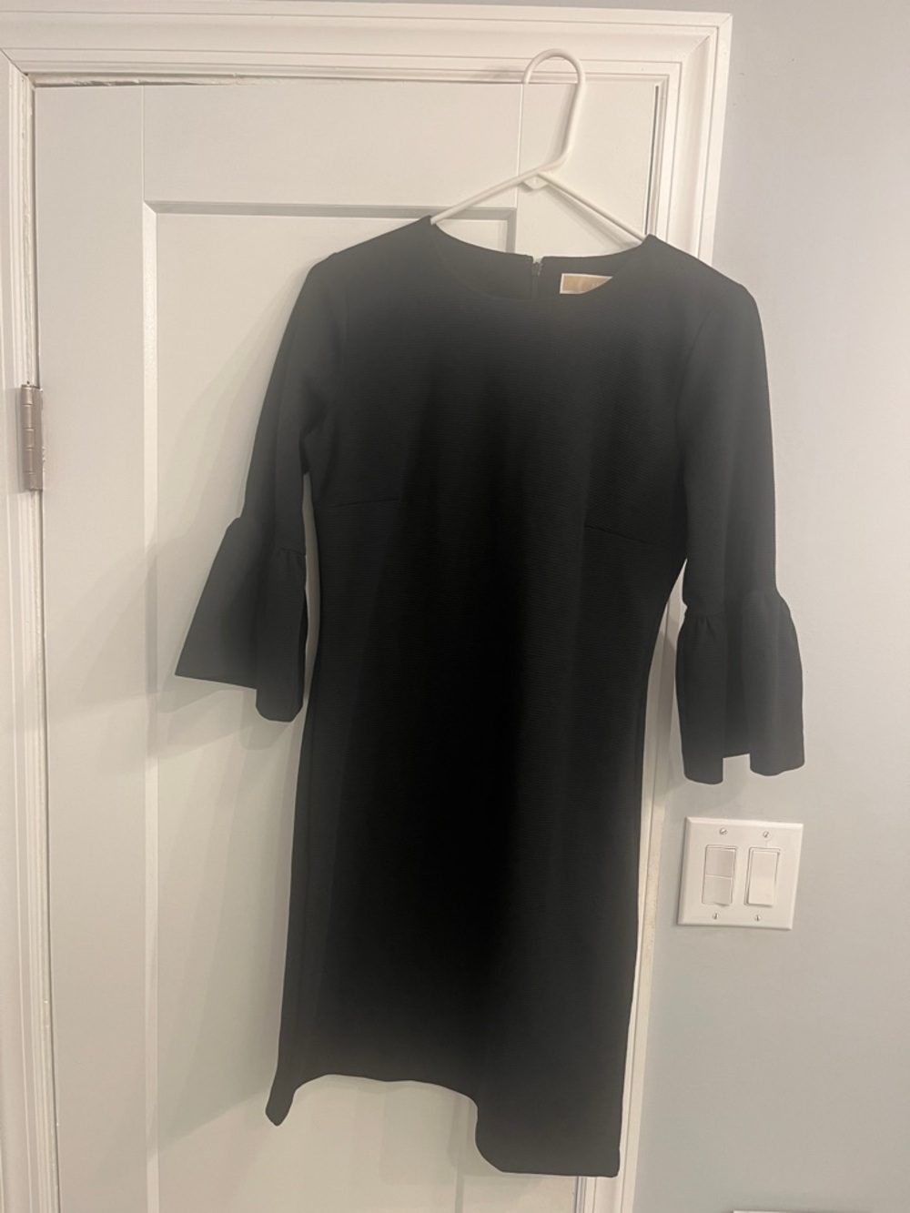 Michael Kors Black Bell Sleeve Dress XS – Excellent Condition